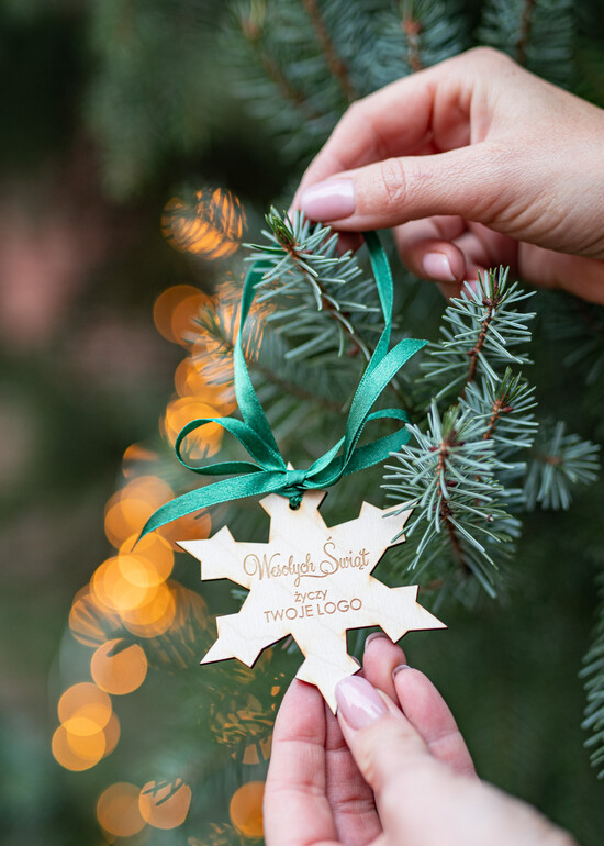 Prezenty oferta dla Firm drobne prezenty dla firm Prezent Biznesowy Na Święta z Logo drewniana Bombka z logo na choinkę Zawieszka gwiazdka z Logo Firm 07/ZW/swieta