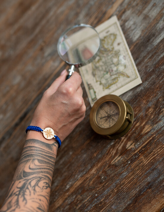 prezenty dla niej bransoletki szczęścia  Pomysł na Prezent dla Dziewczyny Bransoletka drewniana Róza wiatrów Super Pomysł na Prezent dla Podr 1/podroz/BR