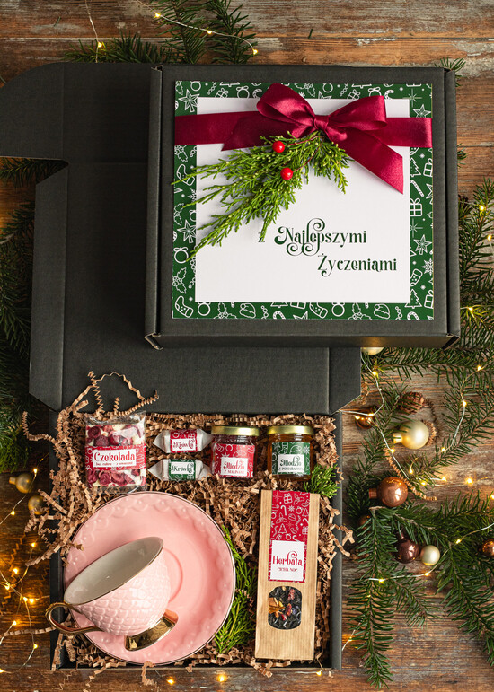 Prezenty indywidualne  zestawy z kubkiem i filiżanką praktyczny świąteczny dla niej pod choinkę, ciekawy prezenty dla mamy na swieta, box filiżanka i zes 08/BczM/XmasFil