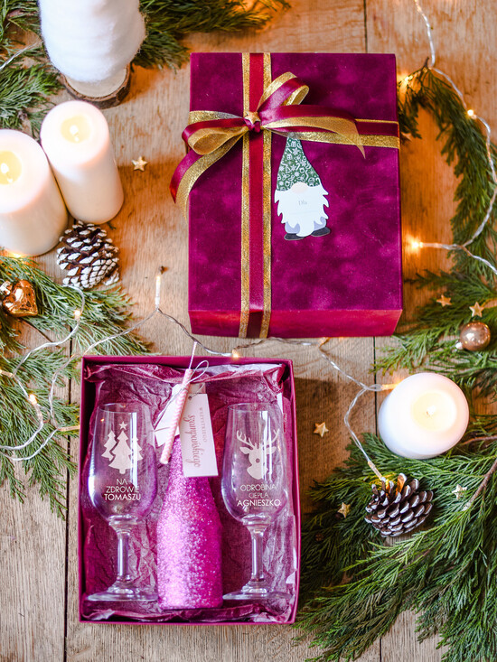 Prezenty indywidualne  zestawy do grzańca, piwa, szampana  fajne prezenty pod choinkę dla Par grawerowane szampanówki  03/szampanP/WNO