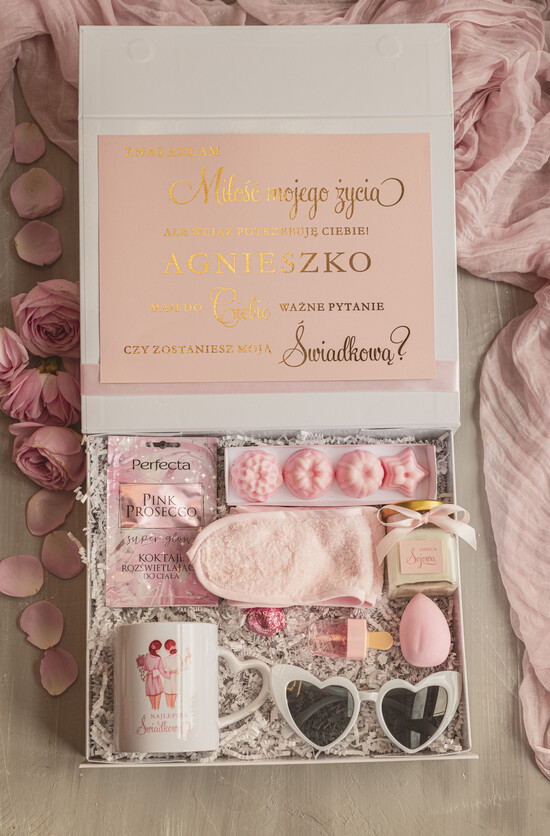 Prezenty dla świadków boxy prezentowe dla Świadkowej, prośba o świadkowanie  pomysł na prośbę o świadkowanie, prezent dla świadkowej zestaw kosmetyków, kubek dla świadkowej, box 10/boxNow/swiadkowa