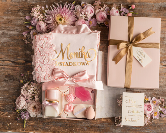 Prezenty dla świadków boxy prezentowe dla Świadkowej, prośba o świadkowanie  czy zostaniesz moją świadkową pomysł na prezent dla świadkowej zestaw kosmetyków dla świadkowej  02/boxSZLkorD/swiadkowa