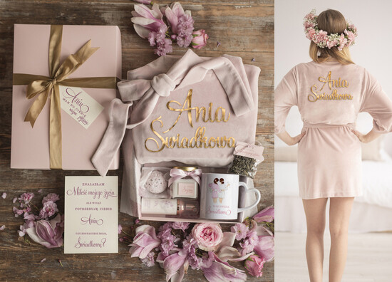 Prezenty dla świadków boxy prezentowe dla Świadkowej, prośba o świadkowanie  Welurowy Szlafrok dla Świadkowej Prośba o świadkowanie zestaw Kubek z Kosmetykami 06/SzlVelKos/boxvel