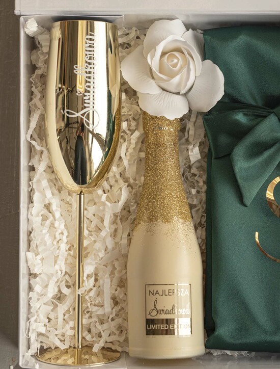 Prezenty dla świadków boxy prezentowy dla Świadkowej, prośba o świadkowanie  kieliszek do szampana ze stali nierdzewnej, złoty kieliszek do szampana z naklejka świadkowa, złoty  01/kieliszek/samkieiszek