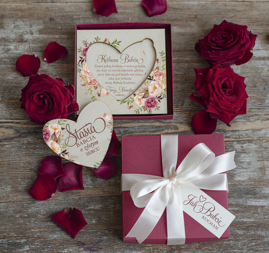 Prezenty dla Babci i Dziadka Prezenty dla Babci Drewniana Kartka z życzeniami na Dzień Babci, Kartka Drewniane Serce Dla Babci 04/KarPud/KarB