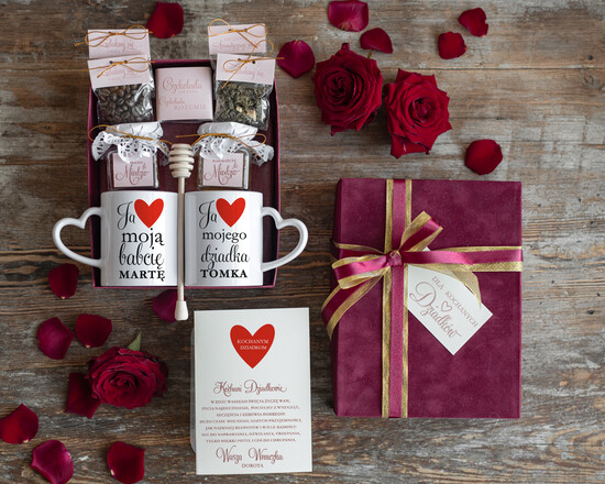 Prezenty dla Babci i Dziadka Zestawy Pezentowe Dla Dziadków  Orginalny prezent dla babci i dziadka Kubki w zestawie z miodkiem Prezent dla Dziadków 03/pudWel/kubki