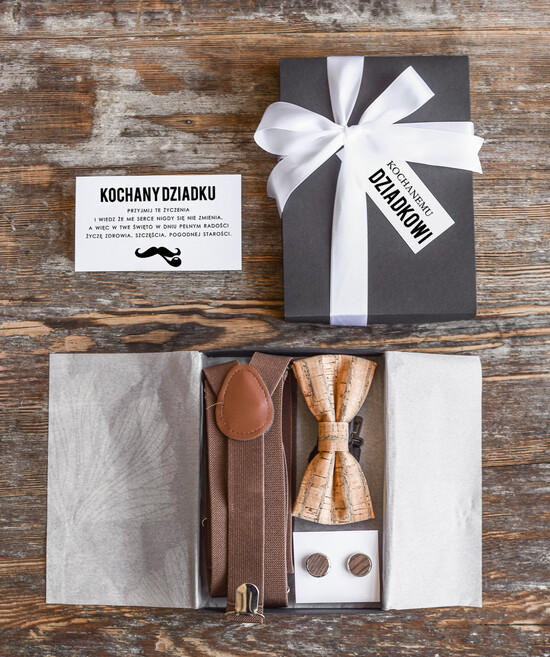 Prezenty dla Babci i Dziadka Prezenty dla Dziadka szelki dla dziadka,prezent z okazji dnia Dziadka mucha i spinki do mankietów  11/pudM/dziadek