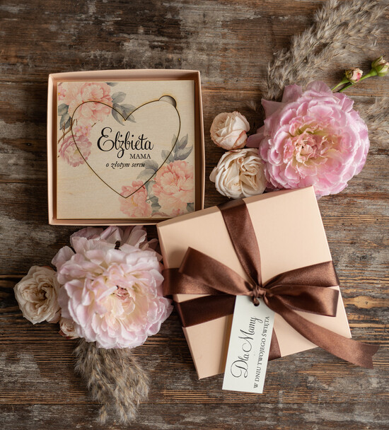 Prezenty dla Mamy kartki i magnesy na lodówkę z życzeniami  wyjątkowy prezent na dzień mamy, kartka z życzeniami 01/drewpud/DLAMAMY