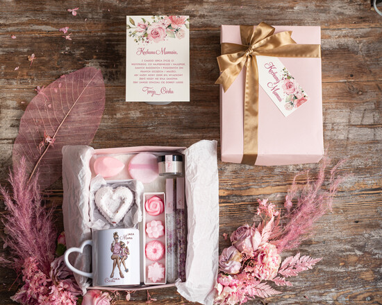 Prezenty dla Mamy Zestawy kosmetyczne  Pomysł na Praktyczny Prezent dla Mamy Zestaw Kosmetyków z Kubkiem Prezent na Dzień Mamy Kosmetyki Na 11/pudkosSR/DLAMAMY