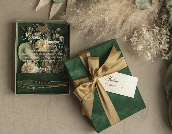 Prezenty dla Mamy biżuteria, pudełka, szkatułki na biżuterie  welurowe pudełko z kwiatami i życzeniami dla Mamy, flower box, prezent dla Mamy, pudełko z kwiatami  01/velBiz/DLAMAMY