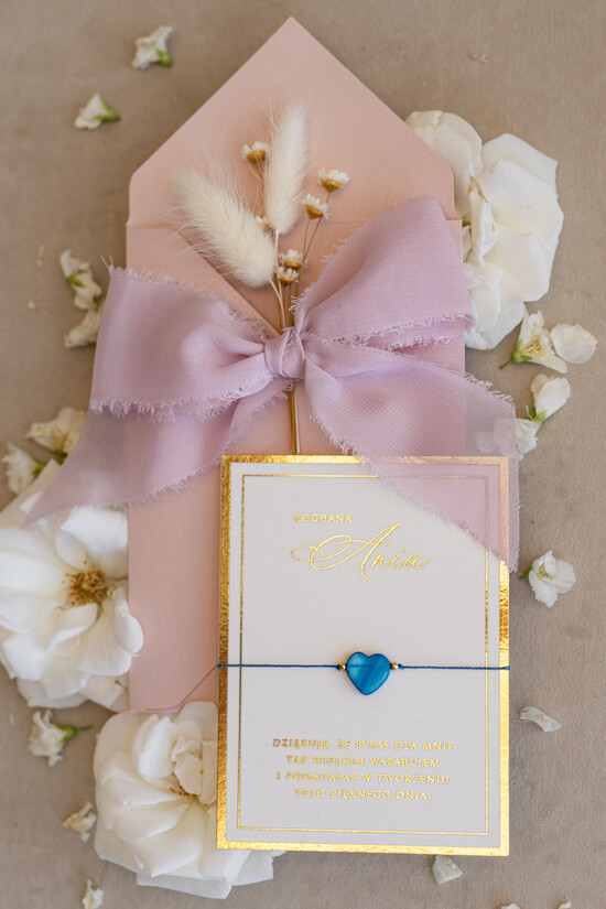 Prezenty dla świadków bransoletki i biżuteria dla świadkowej  Podziękowanie prezent dla świadkowej bransoletka z serduszkiem- Bransoletka szczęścia  07/Kperla/PodzSwBransoK