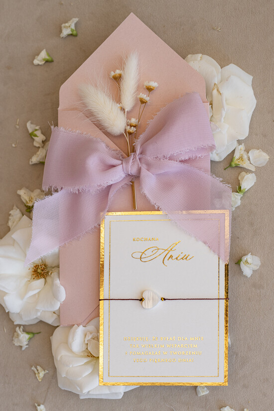 Prezenty dla świadków bransoletki i biżuteria dla świadkowej  Podziękowanie prezent dla świadkowej bransoletka z serduszkiem- Bransoletka szczęścia  06/Kperla/PodzSwBransoK