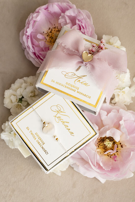 Prezenty dla świadków bransoletki i biżuteria dla świadkowej  Podziękowanie prezent dla świadkowej bransoletka z serduszkiem- Bransoletka szczęścia w ozdobnym pud 09/pudKserce/PodzSwBranso