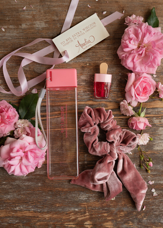 wieczór Panieński zestawy podziekowania na wieczór panieński Zestaw podziękowania za wieczór panieński  Prezent dla dziewczyn na Panieński Butelka i elektrolity 04/zestF/wpan