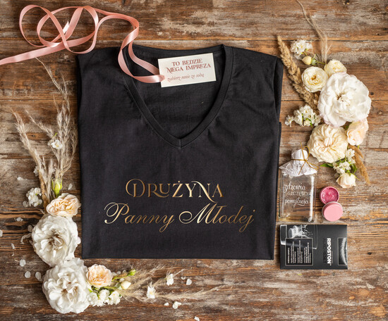 wieczór Panieński zestawy podziekowania na wieczór panieński Zestaw na wieczór Panieński  - Koszulka Drużyna Panny Mlodej  - T-Shirt Złote litery Kacówka 3/prez/wp