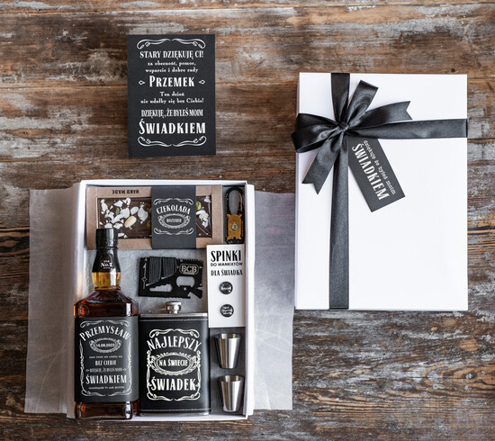 Prezenty dla świadków podziękowania dla świadka box pomysł na prezent dla Świadka, podziękowanie za świadkowanie piersiówka z kieliszkami naklejka n 32/pudD/podzSW