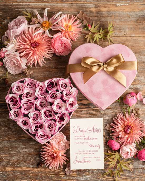 Prezenty dla świadków podziękowania dla świadkowej pudełko welurowe serce prezent podziękowanie dla świadkowej, flowerbox podziękowania dla druhny 06/box/podzSW