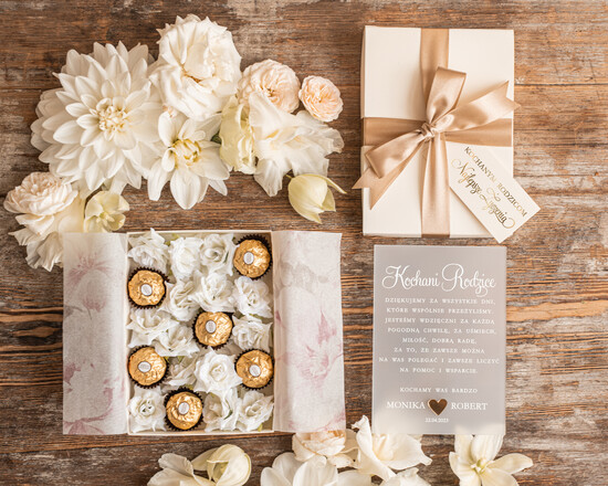 Prezenty, Podziękowania dla Rodziców zestawy słodkości, pudełka na prezenty  prezenty dla rodziców w dniu ślubu 06/boxM/Rodzice