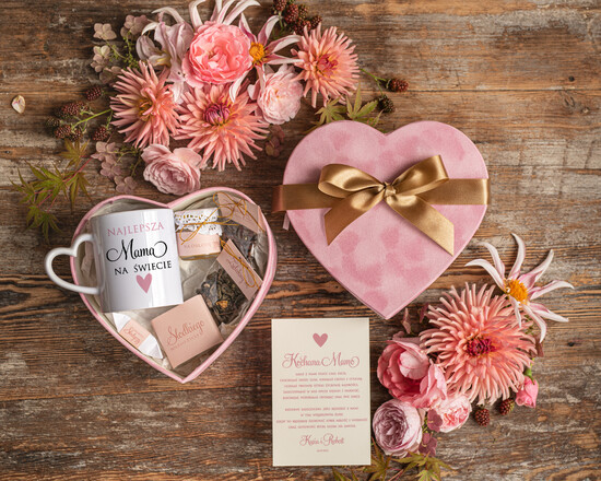 Prezenty, Podziękowania dla Mamy  zestawy z kubkiem lub filiżanką   podziękowania dla Mamy na weselu, prezent dla Mamy na urodziny, pomysł na prezent z okazji dnia Mamy 07/SRCkosM/DLAMAMY