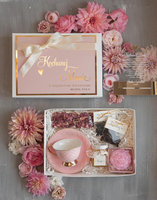 Prezenty, Podziękowania dla Mamy  zestawy z kubkiem lub filiżanką   Wyjątkowe prezenty dla Mamy, Fajne pomysły na prezent dla Mamy, podziękowanie dla Mamy na weselu, bo 13/boxFn/Mama