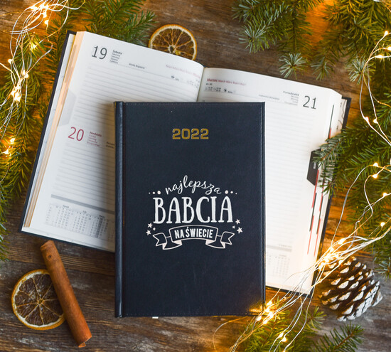 prezenty dla niej kalendarze gadżet pomysł na święta dla koleżanki Terminarz dzienny - Kalendarz z nadrukiem na okladce - Twoj na 7/kalendarz/prez