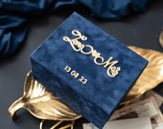 Albumy ślubne Pudełka na zdjęcia  pudełko na zdjęcia welurowe pudełko na zdjęcia ślubne, pamiątka ślubu, pudełko od fotografa dla pary młodej, pamiątkowe 01/vel/asPUD