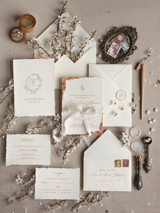 Zaproszenia ślubne Wydzierane Brzegi darte zaproszenia slubne z jedwabną wstążką, wyjątkowe zaproszenia ślubne z wydzieranymi krawędziami 15/wrzl/z