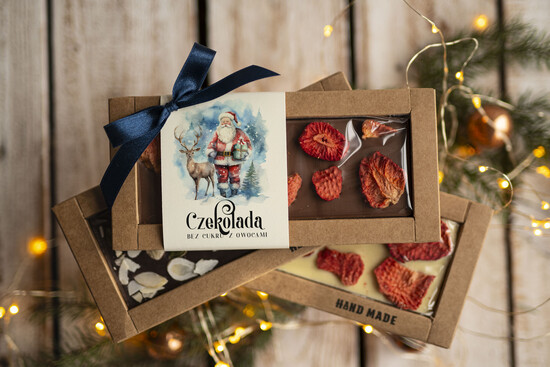 drobne prezenty dla firm CZEKOLADA/ pralinki/ bomboniery Drobne prezenty dla firm ręcznie robiona czekolada, Czekolada świąteczna bez cukru z logo, drobne up 11/MKJ/UCZEKOk