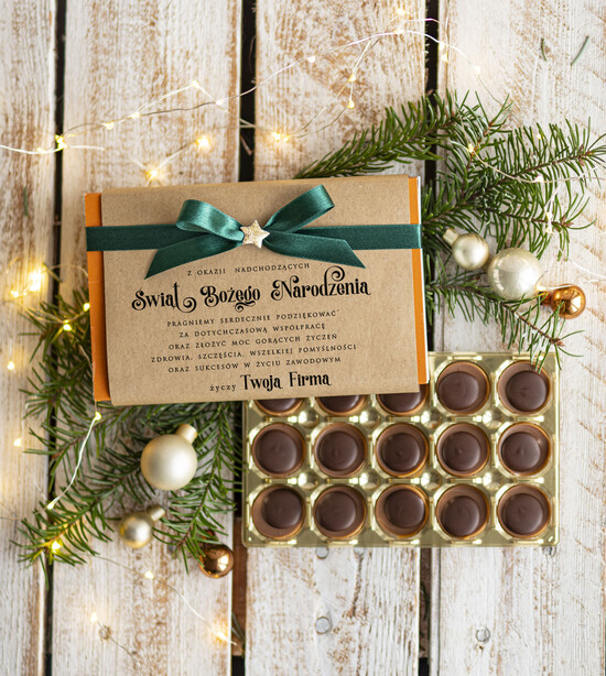 drobne prezenty dla firm CZEKOLADA/ pralinki/ bomboniery czekoladki bombonierka na prezent świąteczny z logo,  Drobne prezenty dla firm świąteczne czekoladki 01/EKOgw/UTofi
