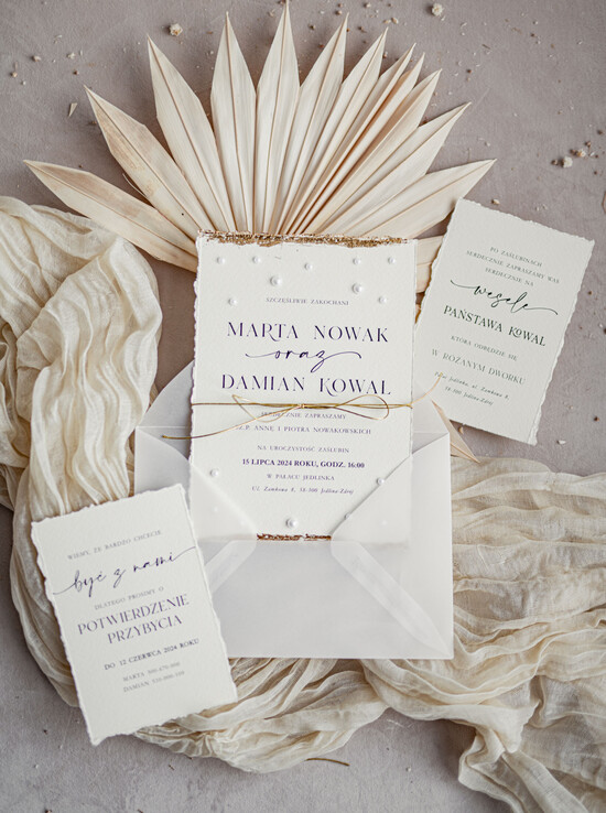 Zaproszenia ślubne z perełkami / tłoczeniem darte złocone zaproszenia ślubne z perełkami, minimalistyczne zaproszenie na ślub z perełkami i kalk 01/perZlszn/z24