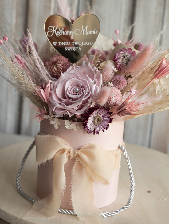 Prezenty dla Mamy kwiaty flowerboxy prezent dla Mamy z okazji dnia Matki, kwiaty prezent dla mamy, kompozycja z suszonych kwiatów pomysł 02/fboxT/Mama