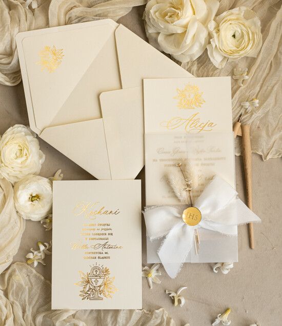 Zaproszenia na Komunię dla Dziewczynki dziewczynka  Nietypowe zaproszenia komunijne z dmuszkiem dla dziewczynki, zaproszenia na komunię ze wstążką, złot 01/KwDz/Komunia