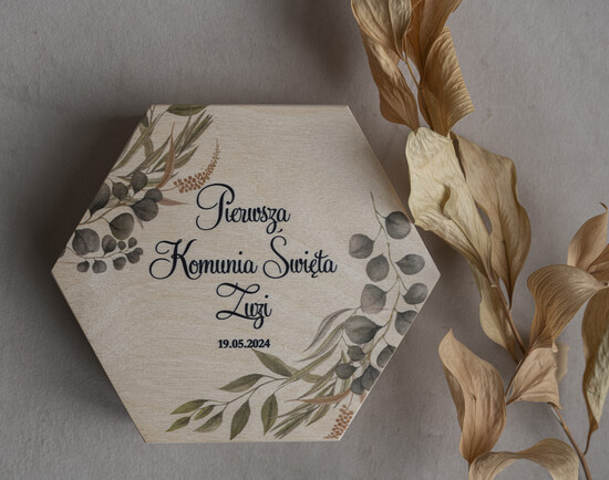 Pamiątki Prezenty na komunię  pamiątki na komunie  Co zamiast kartki na komunię pudełko pamiątka Pierwszej Komunii Świętej, kartka na komunię 01/skrz/Komunia