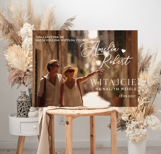 Plany stołów ze zdjęciem Pary Młodej Witamy gości weselnych napis powitanie gości na weselu, tablica powitalna dla gości weselnych, perso 04/PLzd/PLpp25