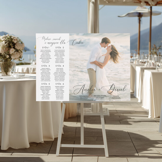 Plany stołów ze zdjęciem Pary Młodej plan stołów weselnych usadzenie gości na weselu, tablica informacyjna dla gości weselnych, plan stoł 08/PLzd/PL25