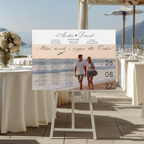 Plany stołów ze zdjęciem Pary Młodej plan stołów weselnych usadzenie gości na weselu, tablica informacyjna dla gości weselnych, plan stoł 06/PLzd/PL25