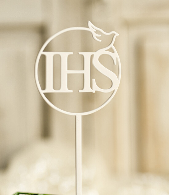 Dodatki dekoracje na komunię  Topper na tort Biały topper na tort komunijny Idealna dekoracja na Pierwszą Komunię Świętą, dostępna w różnych styl 01/BrT/KomTopper