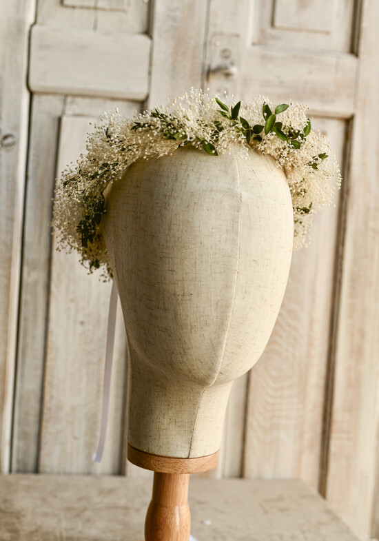 Dodatki dekoracje na komunię  wianki Wianek komunijny z żywych, preparowanych kwiatów w odcieniach zieleni i ecru. Delikatny, lekki i trw 05/wianek/KomWian