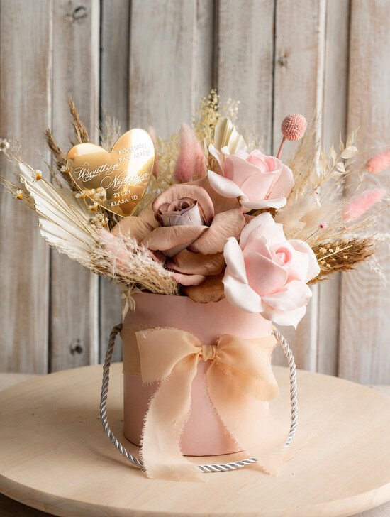 prezent dla nauczuciela/ dzień nauczyciela flower box kwiaty i słodycze Personalizowany flower box dla nauczycielki prezent na zakończenie roku Dzień Nauczyciela 05/fboxT/Naucz