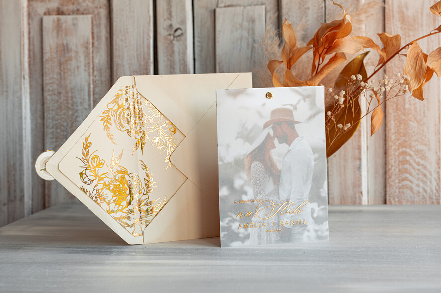 Zaproszenia ślubne Ze zdjęciem  Eleganckie Złocone zaproszenia ślubne ze zdjęciem foto zaproszenie na ślub Złote Litery Proste Zaprosznie na ślub z Waszym Zdjęciem Zaproszenia na ślub z fotografią idealne na Pamiątkę dla gości11