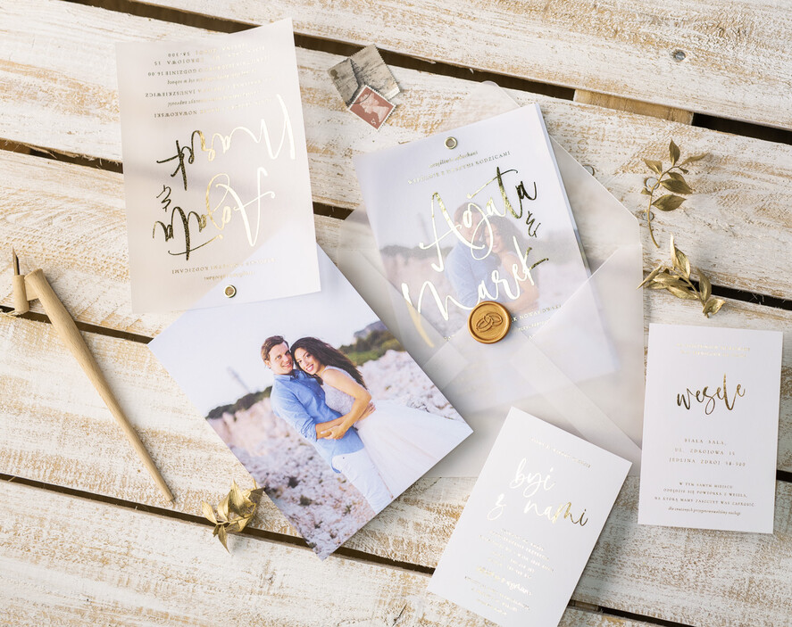 Zaproszenia ślubne Ze zdjęciem  Minimalistyczne Złocone zaproszenia ślubne ze zdjęciem foto zaproszenie na ślub Złote Litery2