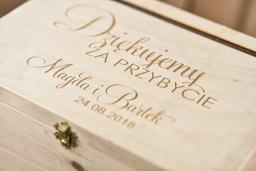 Pudełko na koperty  DREWNIANE rustykalne Pudelko skrzynka na koperty Ślub wesele drewniane grwawerowane wasze imiona i data  6