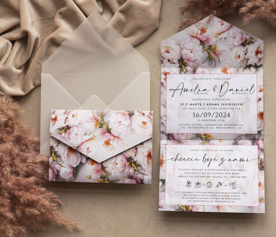 Zaproszenia ślubne Natura Poziome kopertowe zaproszenia ślubne z peoniami, Kopertowe różowe zaproszenie na ślub kalkowa koperta, zaproszenia na slub cywilny pudrowy róż0
