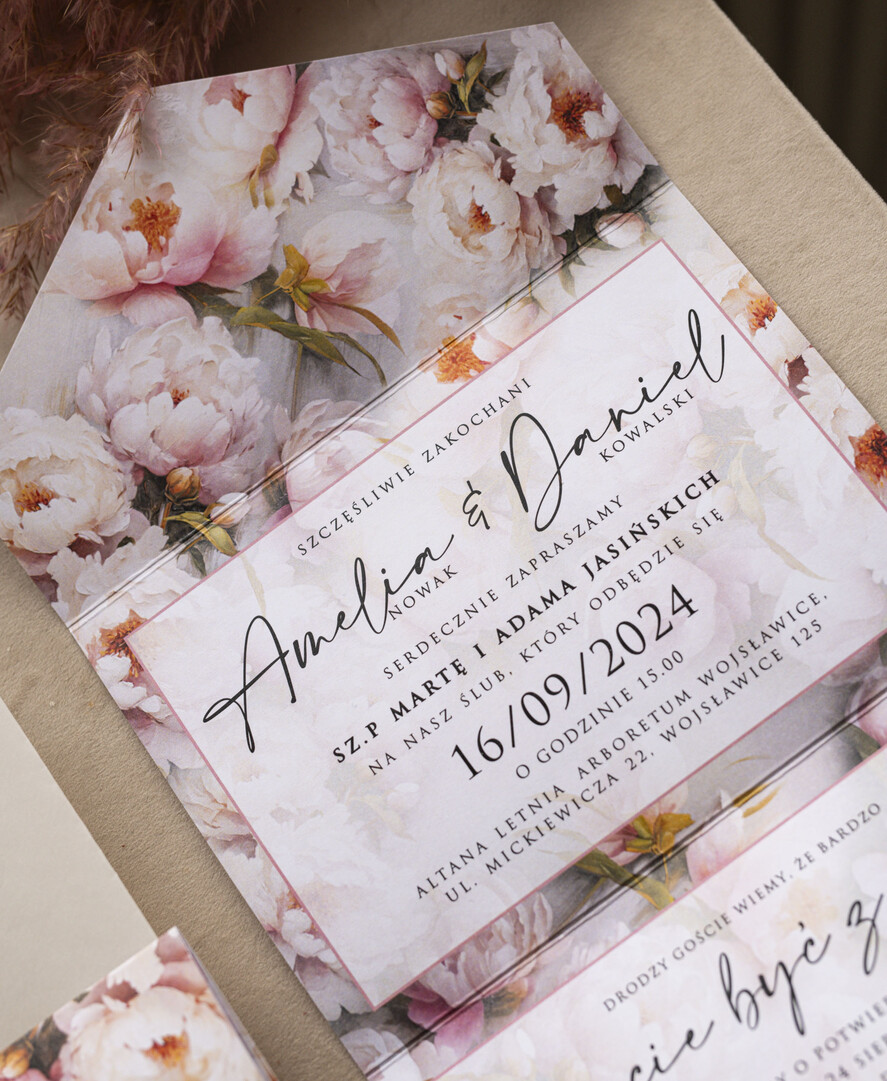 Zaproszenia ślubne Natura Poziome kopertowe zaproszenia ślubne z peoniami, Kopertowe różowe zaproszenie na ślub kalkowa koperta, zaproszenia na slub cywilny pudrowy róż10