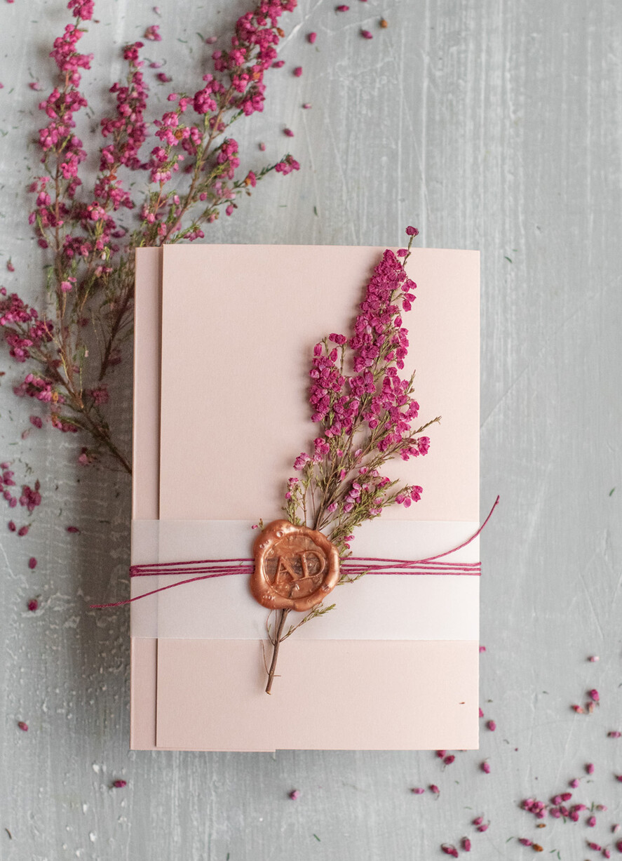 Zaproszenia ślubne Natura rustykalne Zaproszenia ślubne wrzosy naturalne Zaproszenie na ślub boho wrzos lakowany i kalkowa przeźroczysta koperta5