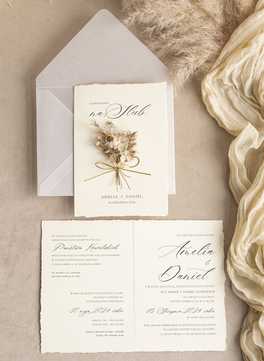 Zaproszenia ślubne Natura Zaproszenia ślubne boho z szuszonym bukiecikiem,nietypowe zaproszenia  na ślub z szuszkami i jedwabiem, rustykalne złocone zaproszenia z kalkowa kopertą19