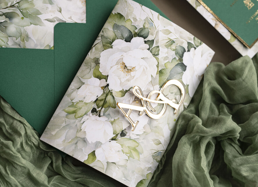 Zaproszenia ślubne Złote Glamour Poziome złote zaproszenia ślubne z lustrzanym monogramem, Kopertowe biało zielone zaproszenie na ślub złocone, zaproszenia na slub cywilny peonie 8