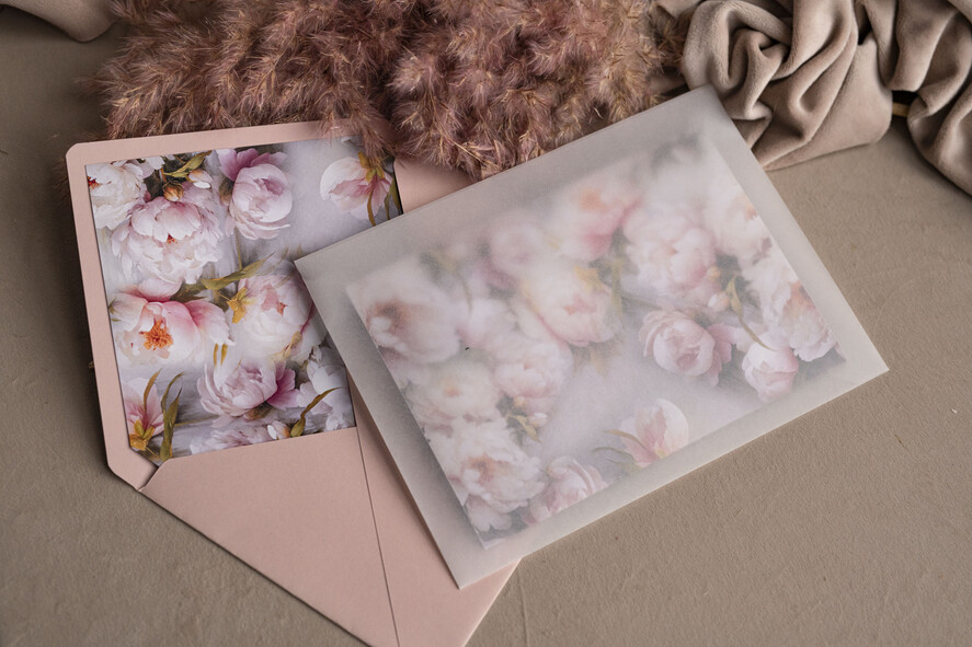 Zaproszenia ślubne Złote Glamour Poziome złote zaproszenia ślubne z medalionem, Kopertowe różowe zaproszenie na ślub złocone, zaproszenia na slub cywilny pudrowy róż1