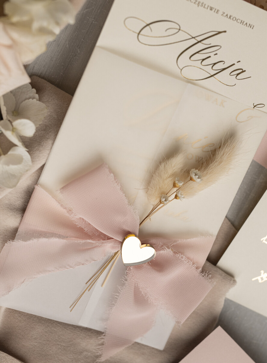 Zaproszenia ślubne Złote Glamour eleganckie zaproszenie na ślub z suszonym dmuszkiem, wyjątkowe zaproszenia ślubne z dmuszkiem, zaproszenia na ślub w stylu glamour16