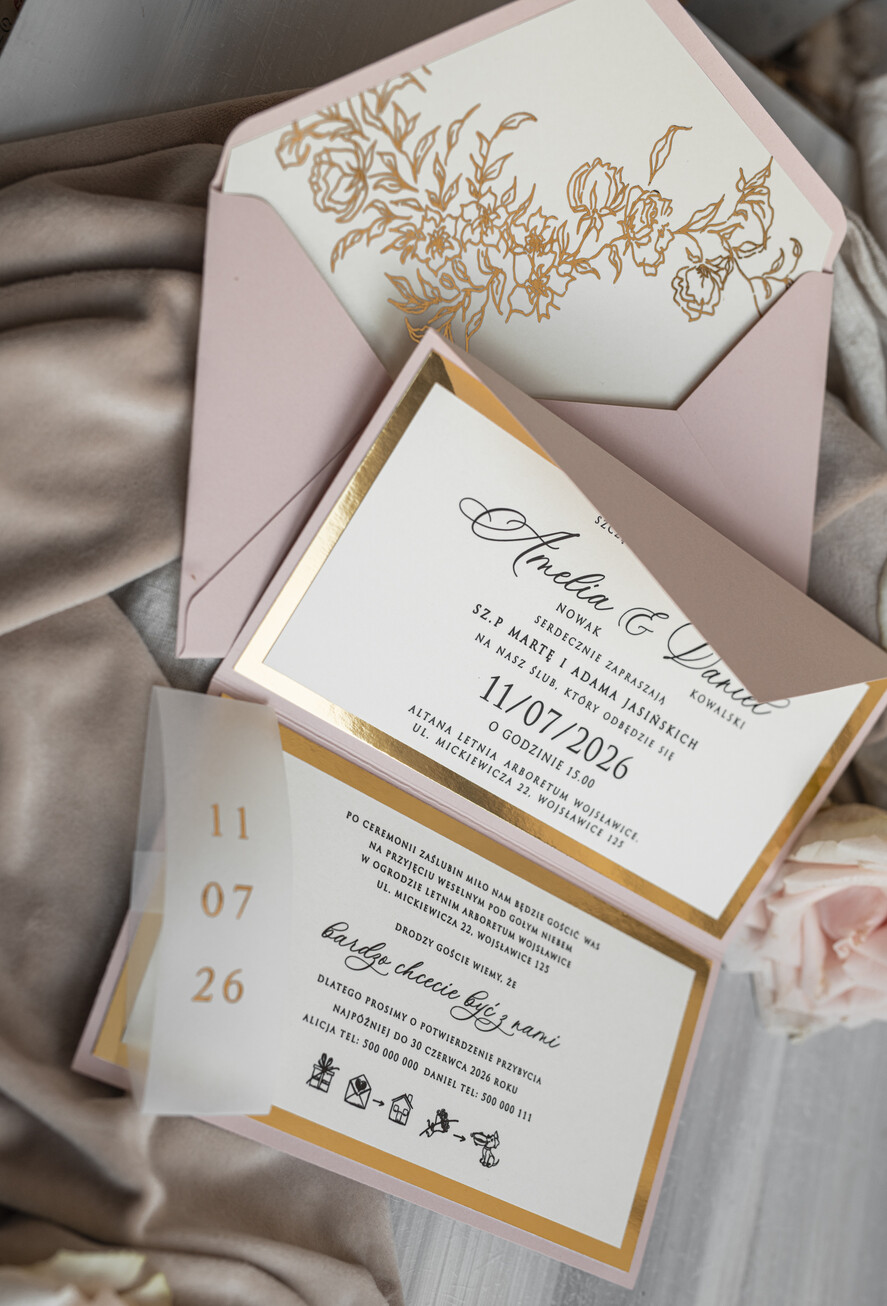 Zaproszenia ślubne Złote Glamour eleganckie złote zaproszenia ślubne, delikatne zaproszenie na ślub, zaproszenie ślubne w stylu glamour, złote litery na zaproszeniach ślubnych, zaproszenia ślubne składane w kopertę 7